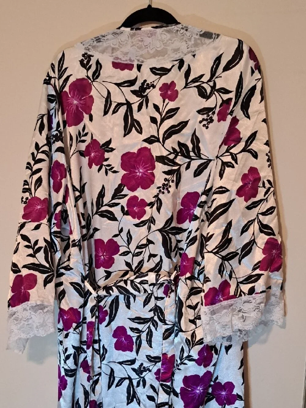 Amoureuse White Floral Lace-Trim Maxi Nightgown - Magenta & Black Print - Picture 14 of 15